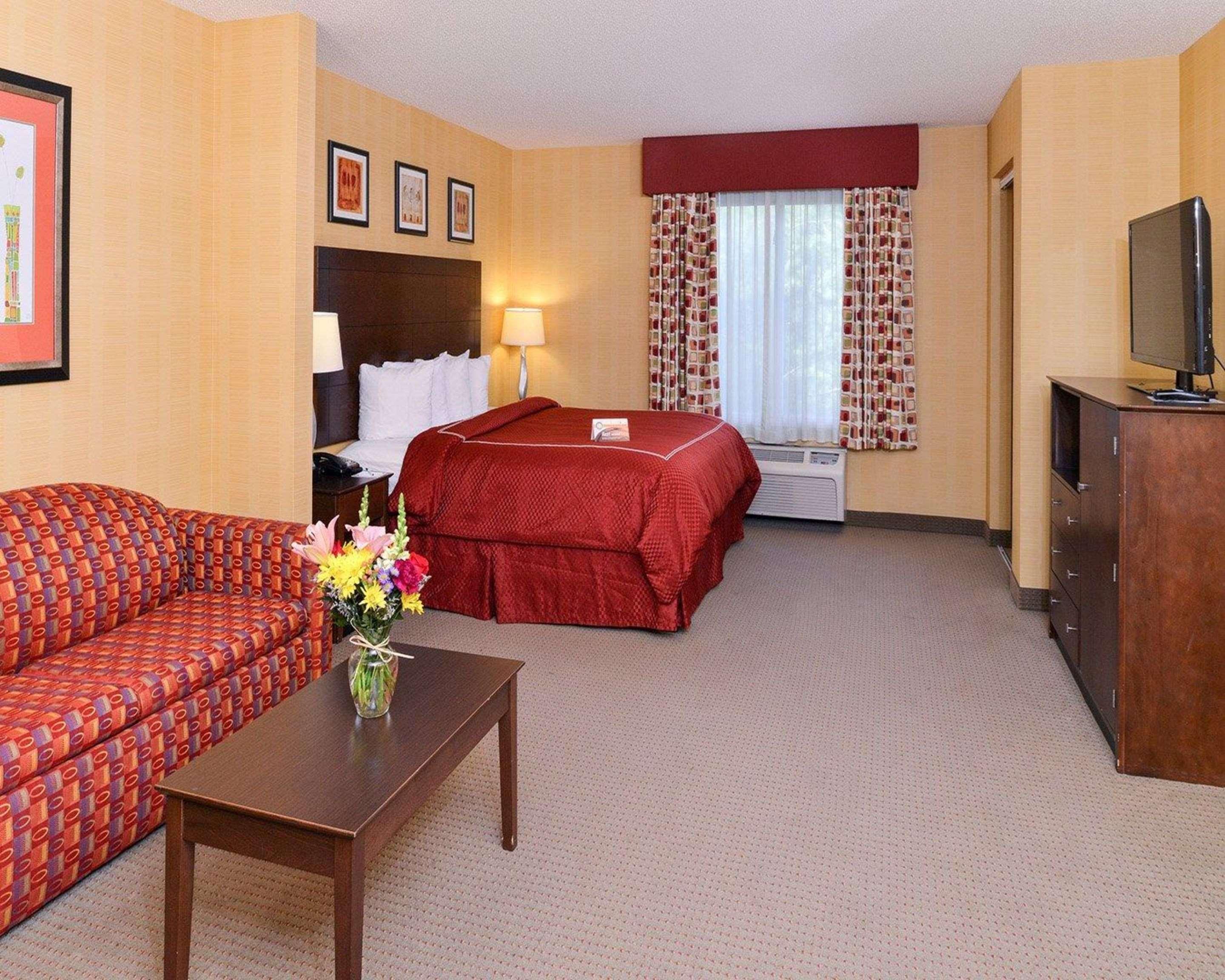 Quality Suites Stratford Kültér fotó