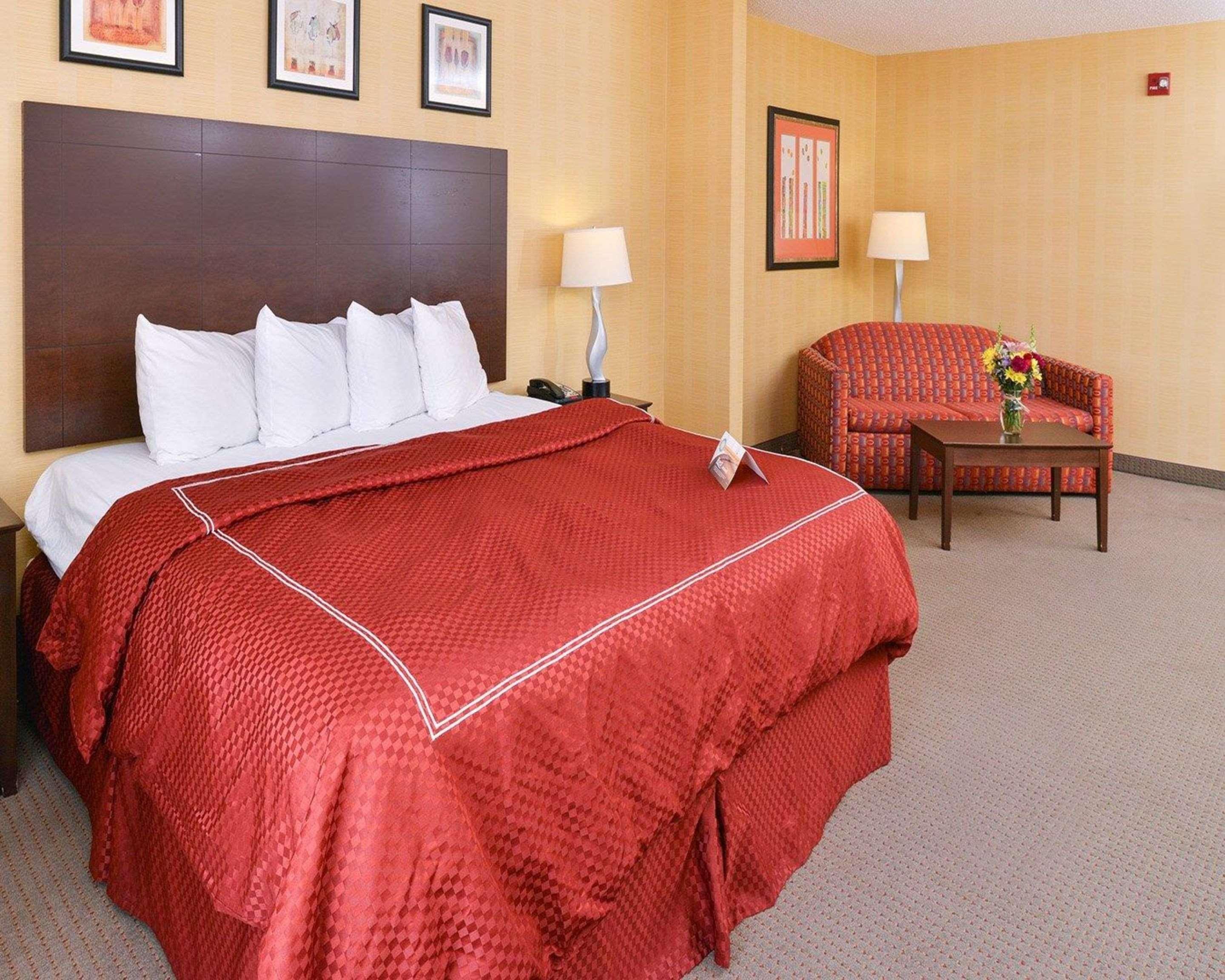 Quality Suites Stratford Kültér fotó