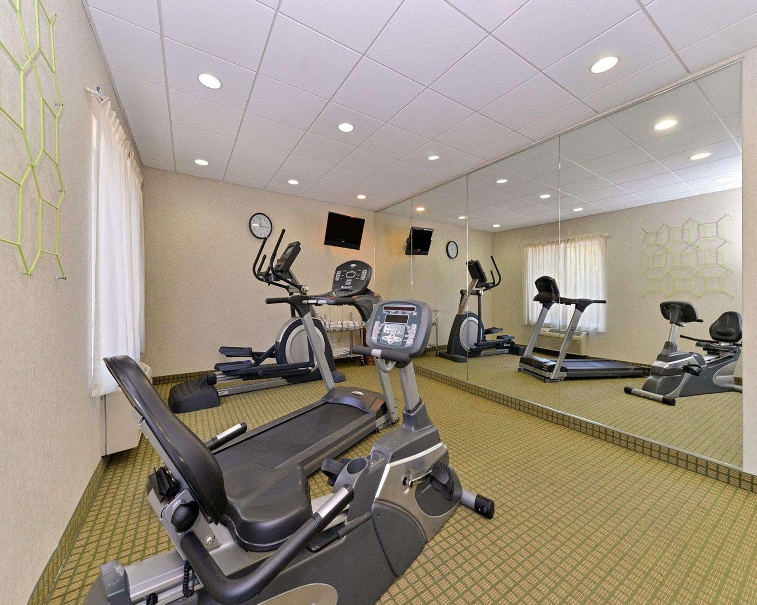 Quality Suites Stratford Kültér fotó