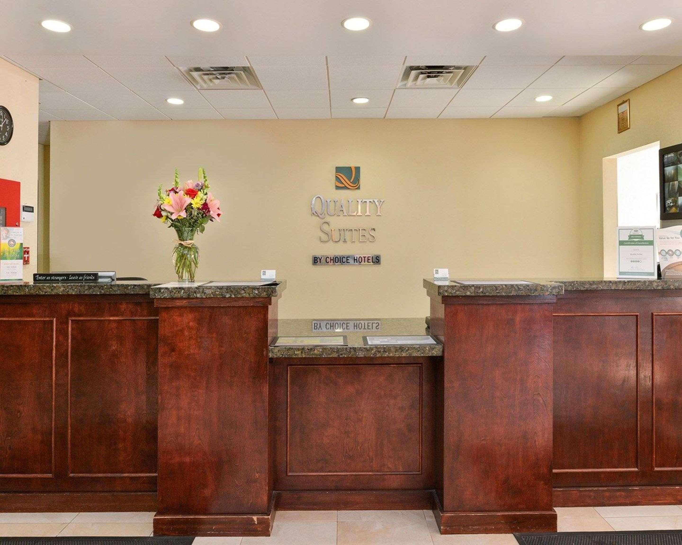 Quality Suites Stratford Kültér fotó